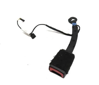 2015-2018 AUDI A3 S3 RS3 (8V) RIGHT FRONT PASSENGER SEATBELT BUCKLE RECEIVER - Image 1 of 4