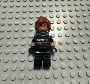 Lego Super Heroes (Batman Movie) Barbara Gordon (SWAT Vest) Minifigure 70908 - Foto 1 di 3