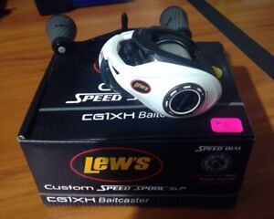 Lew's Custom Speed Spool SLP CG1XH casting reel right-handed 8.3:1 lot3
