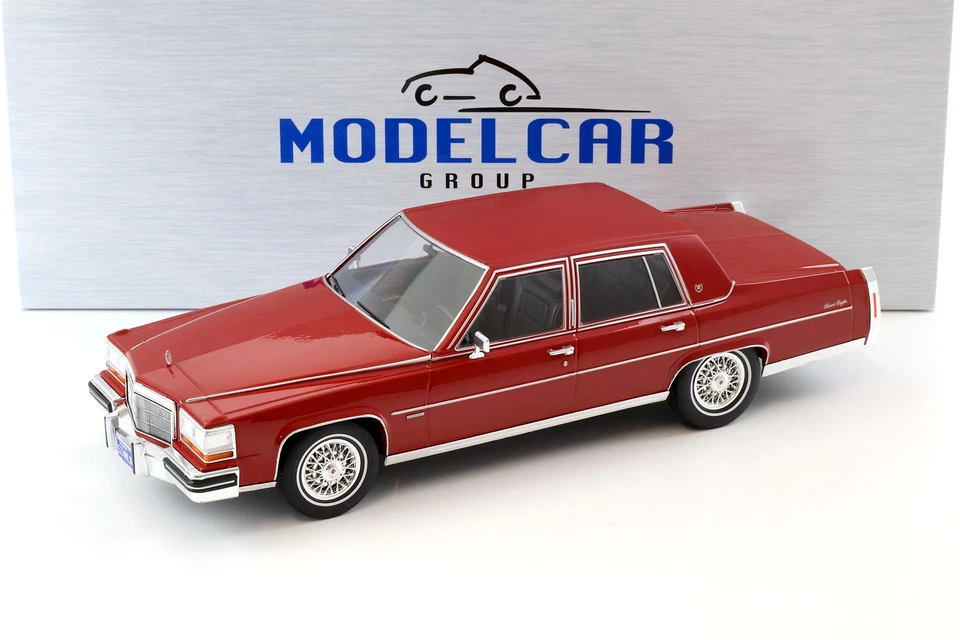 Cadillac Fleetwood Brougham 1982 - Modellino 1/18