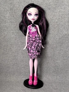 Monster High Draculaura Dot Dead Gorgeous Doll Mattel - With Clothing - Picture 1 of 6