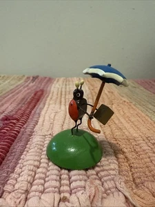 Erzgebirgische Volkskunst Holz Marienkäfer Miniatur Schirmtasche/Koffer Germany - Bild 1 von 5