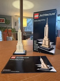 LEGO ARCHITECTURE: Empire State Building # 21002 Complete Set w/Box and Manual