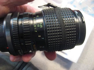 Tokina SMZ 105 35mm - 105mm 1:3.5-4.3 w/Nova 55mm UV (O) Filter & Caps for Canon - Picture 1 of 11