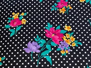 1 Yd X 58" Vintage Cranston Large Flowers on Black & White Cotton Fabric 36 X 58 - Picture 1 of 4