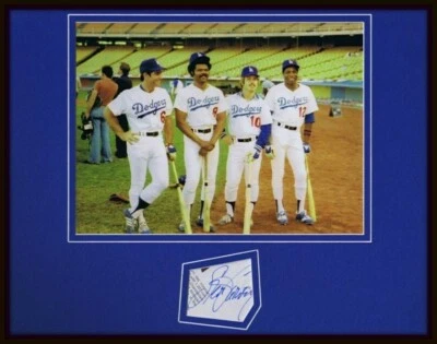 Steve Garvey Signed Framed 11x14 Photo Display JSA LA Dodgers - Image 1 of 2