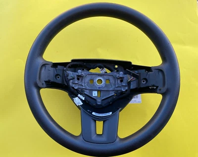 Volante conductor Dodge Grand Caravan 2011-2020 envuelto en negro OEM 1WC221X9AG Foto 1 de 4