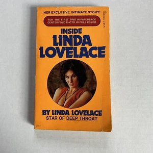 Inside LINDA LOVELACE 1973 1st ED Attached Centerfold Paperback Book 523-00240 - Picture 1 of 7