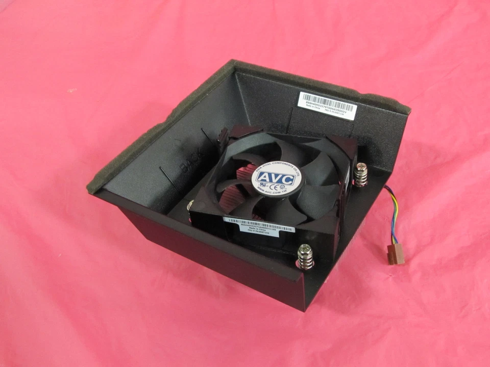 Ventilador/calor de CPU 00KT156 Lenovo Group Limited Lenovo Thinkcentre M700 M800 M900 SFF - Imagem 1 de 1