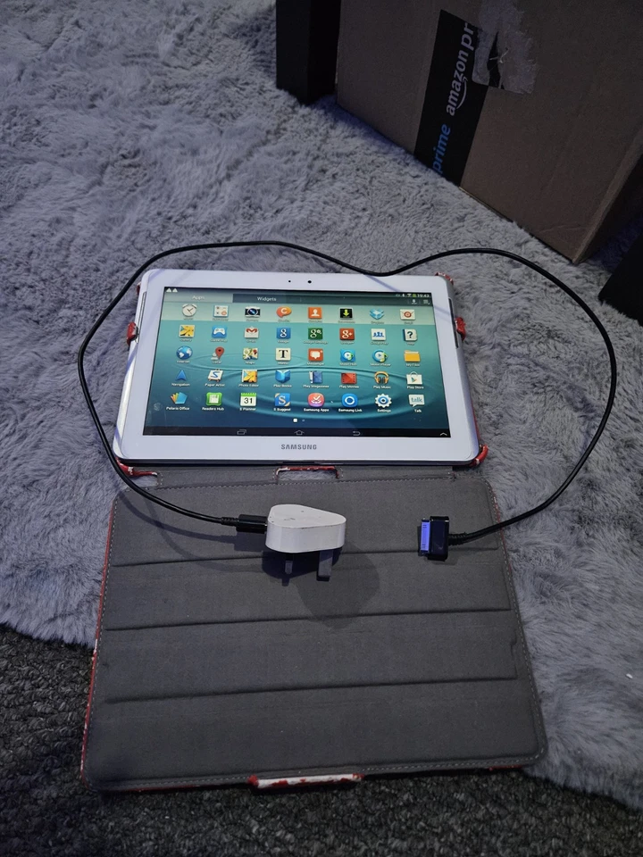 Samsung Galaxy Tab 2 10.1 I P5110 I Wi-Fi I 16GB I 10.1" I  White - Image 1 of 4