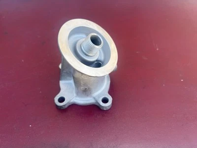 Carcasa de filtro de aceite de motor Nissan 240sx usada OEM 1989-1991 S13 KA24e Foto 1 de 4