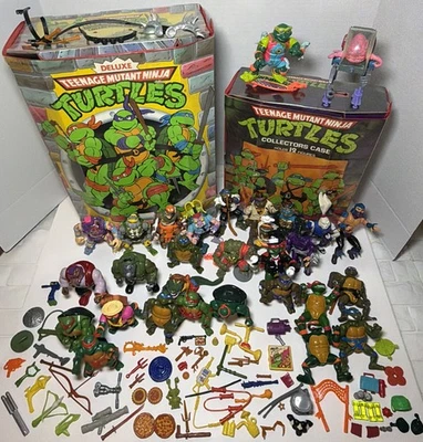 HUGE VTG Teenage Mutant Ninja Turtles TMNT Figure Lot & Accessories w/ 2 Cases! - Image 1 of 4