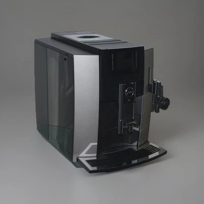 JURA E8  Platin, Top Zustand, professionell überarbeitet 💫25 Monate Gewähr - Bild 1 von 4