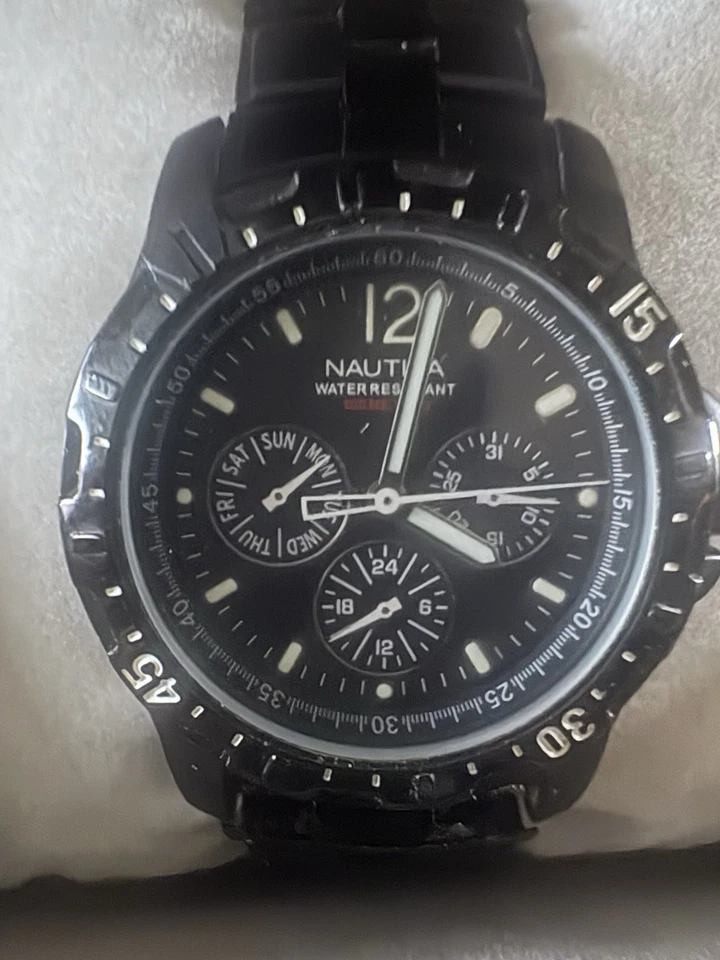 Reloj Hombre Nautica Cronógrafo Cuarzo Esfera Negra Modelo 09596 Foto 1 de 4