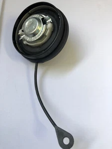 Mercedes C215 W168 A160 genuine fuel tank cap - Picture 1 of 2