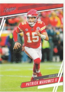 Tarjeta base de fútbol americano Prestige 2020 #62 Patrick Mahomes II - Kansas City Chiefs - Imagen 1 de 1