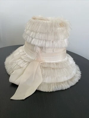 Sombrero cubo marfil vintage con flecos hecho en Italia con faja - paja Foto 1 de 4