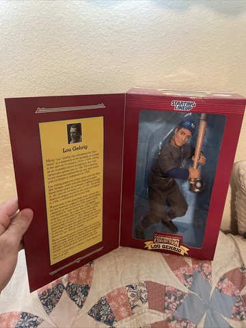 Starting Lineup Lou Gehrig Cooperstown Collection 1996 Action Figure NIB 12" Cover