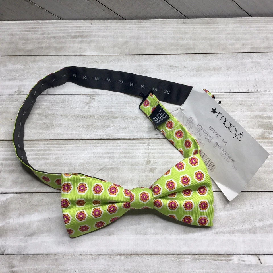 NWT Countess Mara Mens Ditsy Daisy Silk Bow Tie, Self Tie Green $45.00 - Image 1 of 1