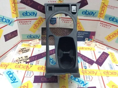 MITSUBISHI GALANT 2004 2005 2006 2007 2008 * Bisel de cambio consola portavasos OE Foto 1 de 4