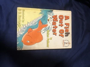 Ein Fisch aus dem Wasser (Anfängerbücher) von Helen Palmer, akzeptables Buch - Bild 1 von 4