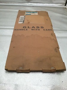 1984 to 91 GMC CHEVROLET C K TRUCK BLAZER NOS GM LH VENT WINDOW GLASS 20264743 - Foto 1 di 2