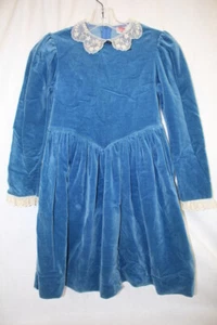 Vintage LOVE LORD & TAYLOR Blue Velvet Girls Dress w/Lace Collar & Trim (162) - Picture 1 of 5