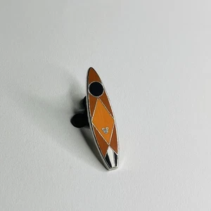 Prendedor comercial Disney Hidden Mickey Chip in Chip & Dale Surfboard WDW 2018 - Imagen 1 de 2