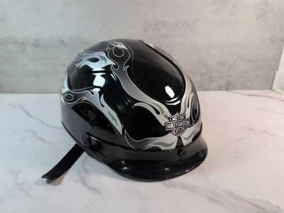 Harley Davidson Motorcycle Half Helmet Black w/Gray Flames Size Medium - Image 1 of 4