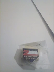 NEW 2000 Baseball Hall of Fame Cooperstown, NY Metal Pin FREE SHIPPING - Picture 1 of 2