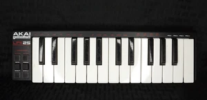 Teclado Akai Professional LPK25 25 teclas USB-MIDI - Imagen 1 de 8