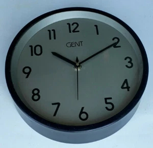 Vintage schwarze Wanduhr GENT Made in England - Bild 1 von 5
