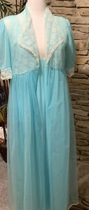 1970 Peignor Set Blue Vintage 70s Robe & Nightgown Silky Blue Nylon Lace (Q) - Picture 1 of 9