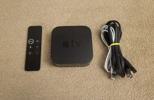Apple TV 4K 1a generazione A1842 32GB Media Streamer con telecomando Siri - Foto 1 di 8