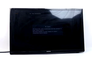 Samsung UN28H4500AF 28-inch Smart LED TV r783 - Picture 1 of 4
