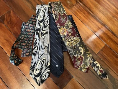 Lote de 4 corbatas y pajaritas Coach Enrico Guccini Etienne Aigner vintage Foto 1 de 4