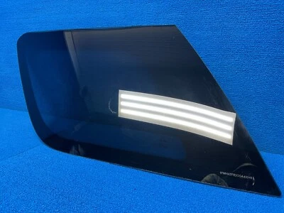 2011 - 2019 福特 EXPLORER 后方左四分之一窗玻璃原始设备制造商 — 第 1/4 张图片