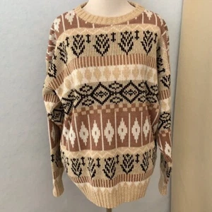 Patterned Crew Neck Sweater - Picture 1 of 12