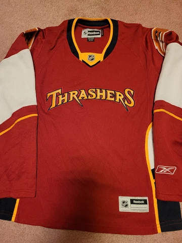 Rare NHL Reebok Atlanta Thrashers Wordmark Hockey Jersey, Women's Size M Cover