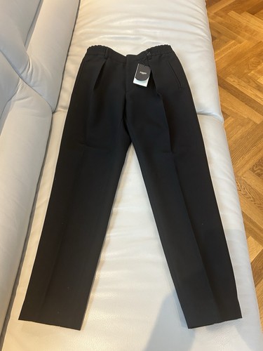 Pantalone Fendi taglia 46 vestibilità come 48 nuovo. Prezzo consigliato £650