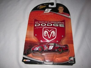 Kasey Kahne #9 Winner's Circle Dodge 1:64 NASCAR Diecast Car - Picture 1 of 4