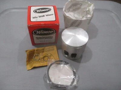 Vintage Wiseco Yamaha Piston 0.80 Rings & Circlips 1976-1981 YZ175 IT175 374P8 - Image 1 of 2