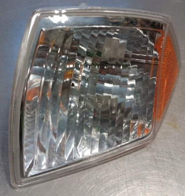 JEEP COMPASS 2010 BRAND NEW LEFT HAND CORNER MARKER LIGHT 225-06 680006838B 4L - Image 1 of 4