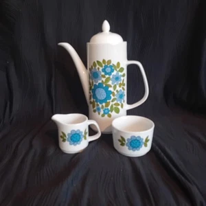 J G Meakin Studio Set.Topic Pattern 6 Cups,Saucers,Coffee Pot,creamer.suger Bowl - Picture 1 of 14