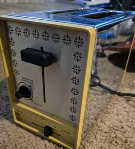Vintage General Electric Toaster GE Chrome Yellow Mid Century Modern Works - Picture 1 of 4