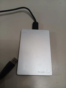 Seagate Slim Mac Portable Drive 500GB Model SRD00F1 With Cord - Picture 1 of 7