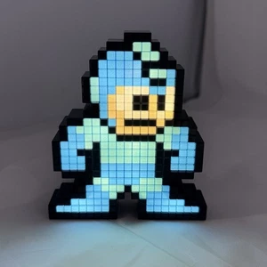 Pixel Pals Megaman Light-Up Figure PDP Capcom First Edition - Picture 1 of 9