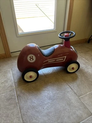 Coche de carreras vintage Radio Flyer Little Red Roadster Metal Push #8 juguete para niños Foto 1 de 4