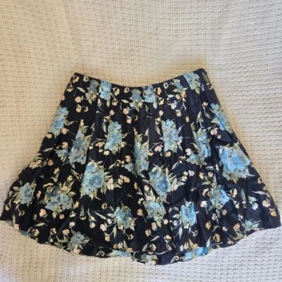 Vintage Y2K Betsey Johnson Small Women's Floral Print Black Mini Pleated Skirt - Image 1 of 4