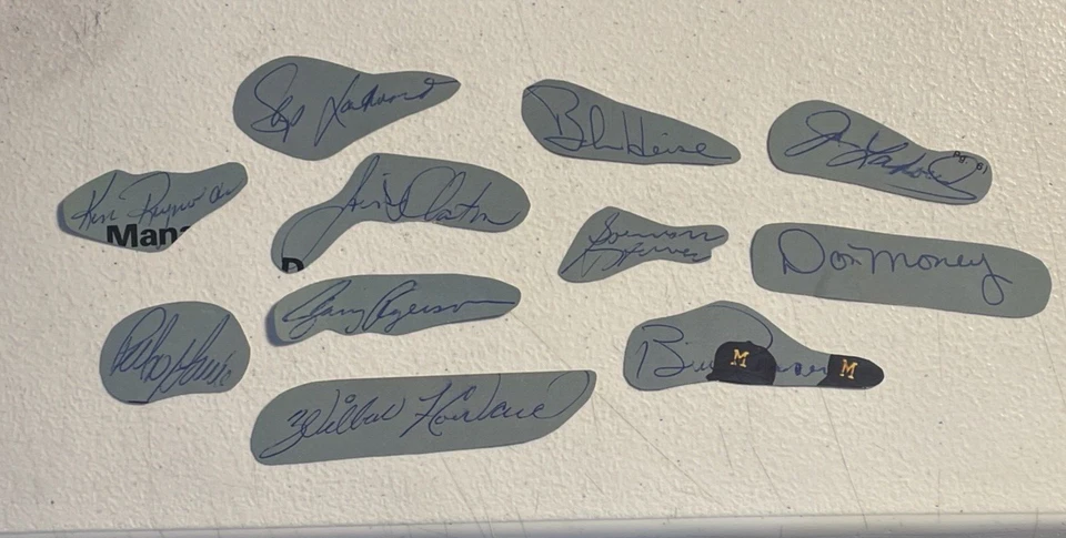 Milwaukee Brewers 1973 11x cortes firmados Wilbur Howard, Gorman Thomas, Don Money++ Foto 1 de 1